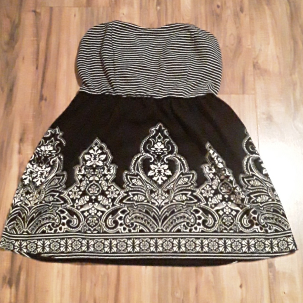 Strapless dress